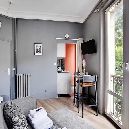 Peaceful - 2p -near The Canal Saint-martin Parigi